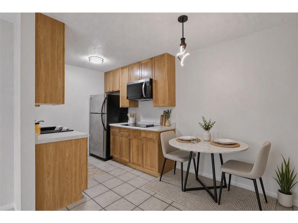 2616 Harriet Avenue #204 Minneapolis MN 55408 7088453 image7