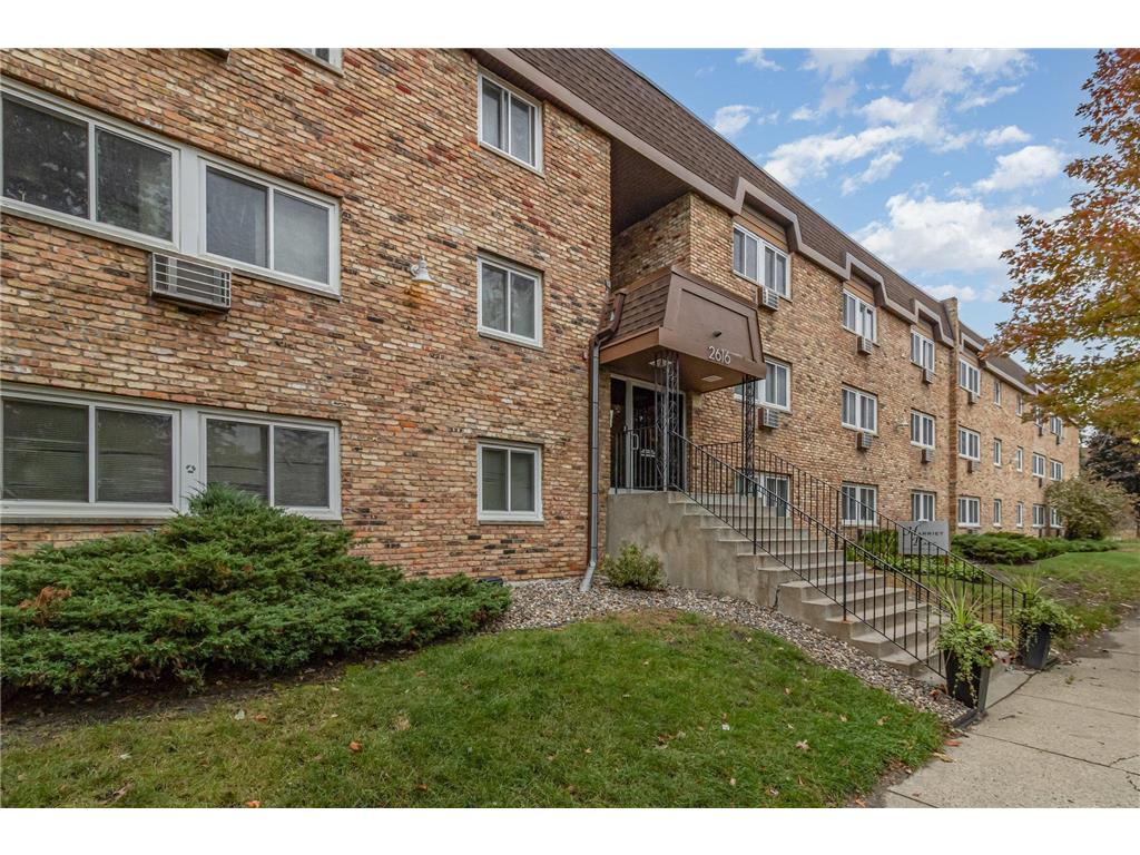 2616 Harriet Avenue #303 Minneapolis MN 55408 6806178 image2