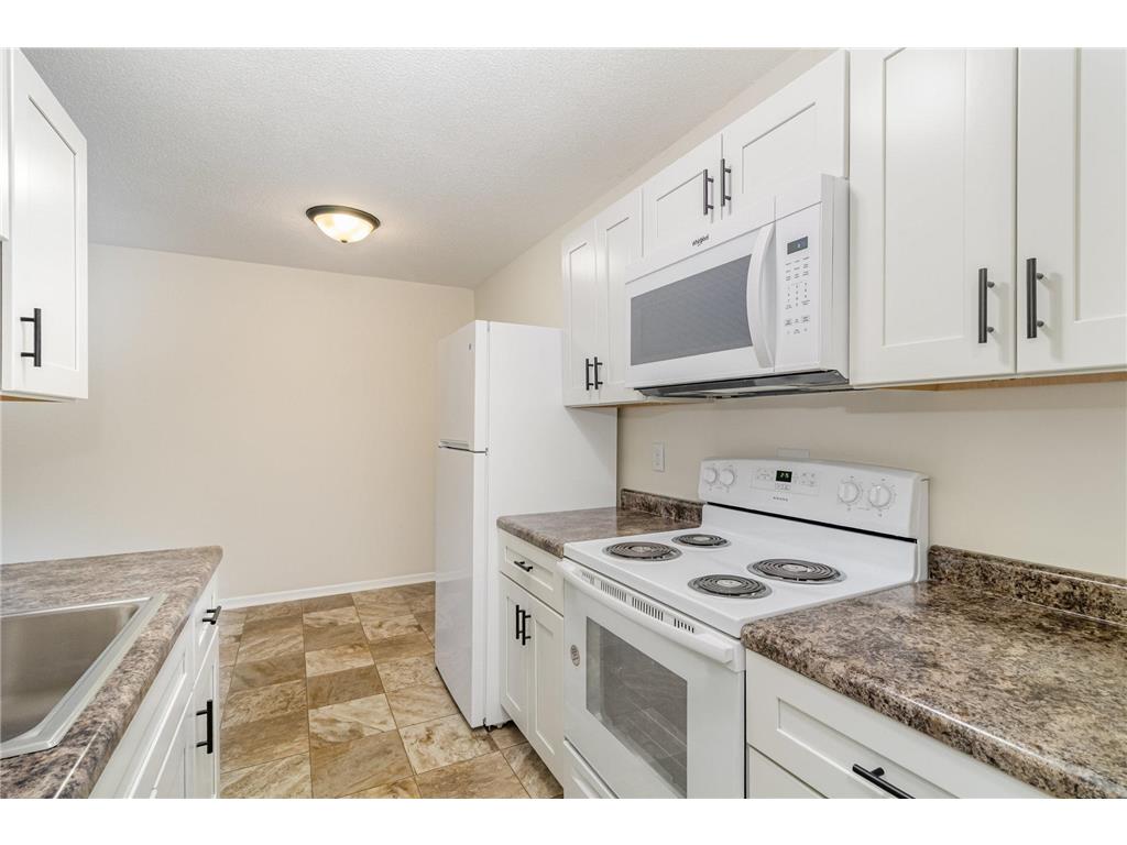 2616 Harriet Avenue #303 Minneapolis MN 55408 7057103 image8