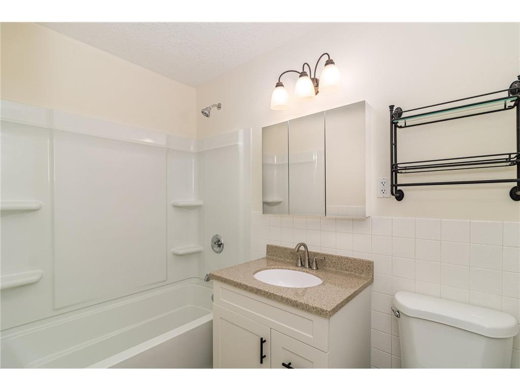 2616 Harriet Avenue #303 Minneapolis MN 55408 7057103 image9