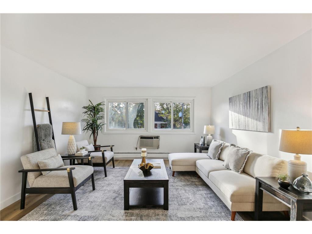 2616 Harriet Avenue #309 Minneapolis MN 55408 6643804 image1