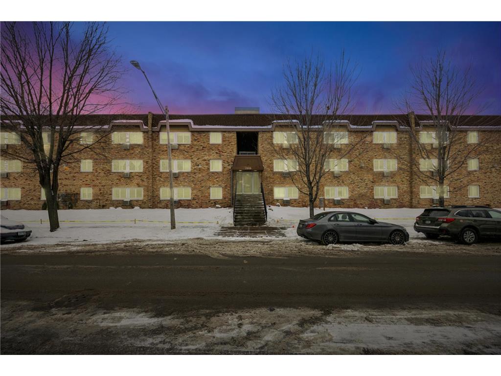 2616 Harriet Avenue #312 Minneapolis MN 55408 6785797 image1