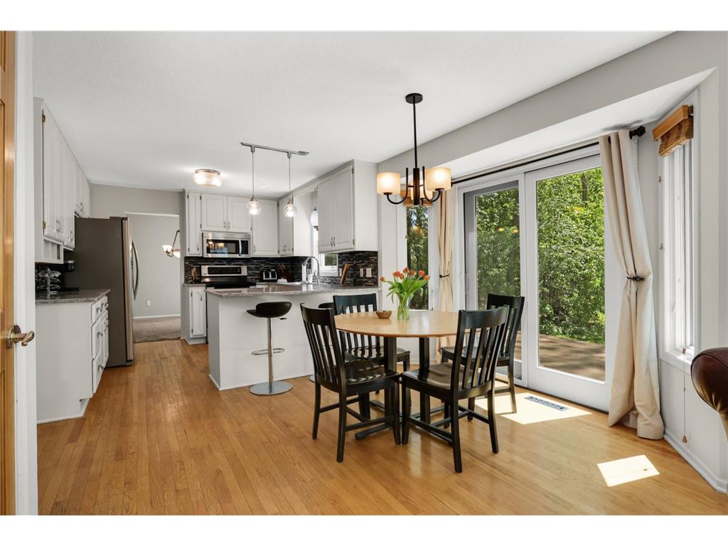 26165 Oak Leaf Trail Shorewood MN 55331 7047550 image16