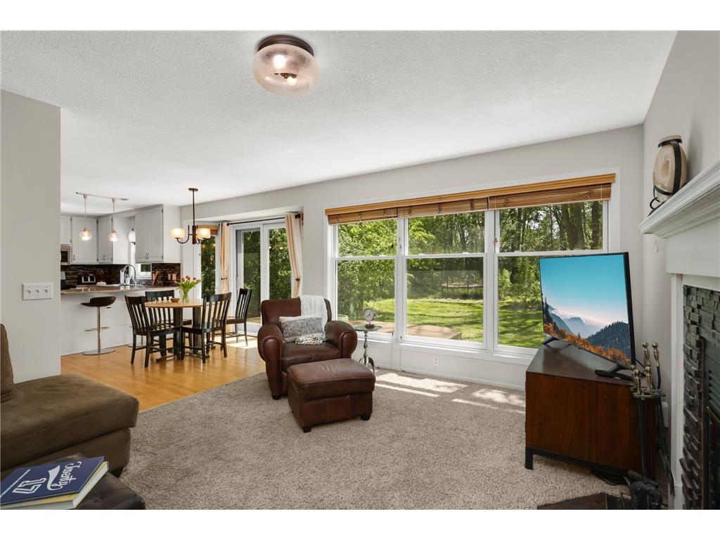 26165 Oak Leaf Trail Shorewood MN 55331 7047550 image17