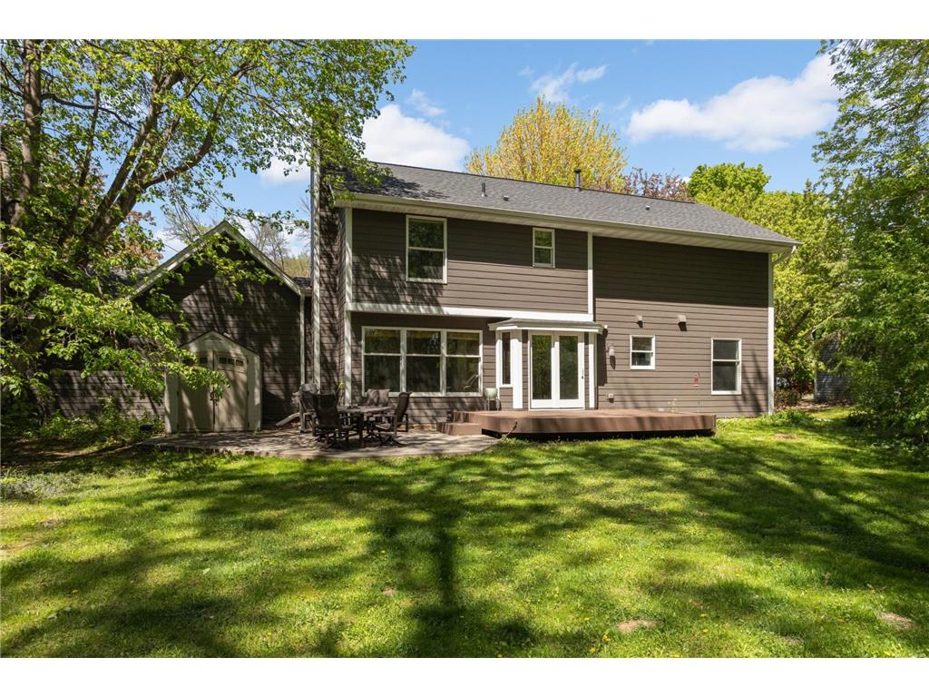 26165 Oak Leaf Trail Shorewood MN 55331 7047550 image2