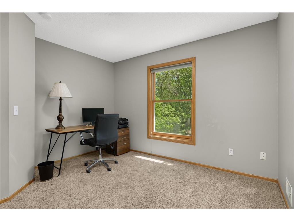 26165 Oak Leaf Trail Shorewood MN 55331 7047550 image25