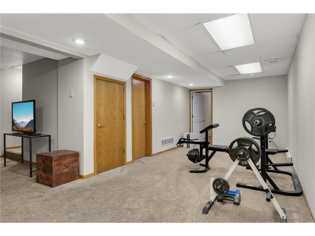 26165 Oak Leaf Trail Shorewood MN 55331 7047550 image29