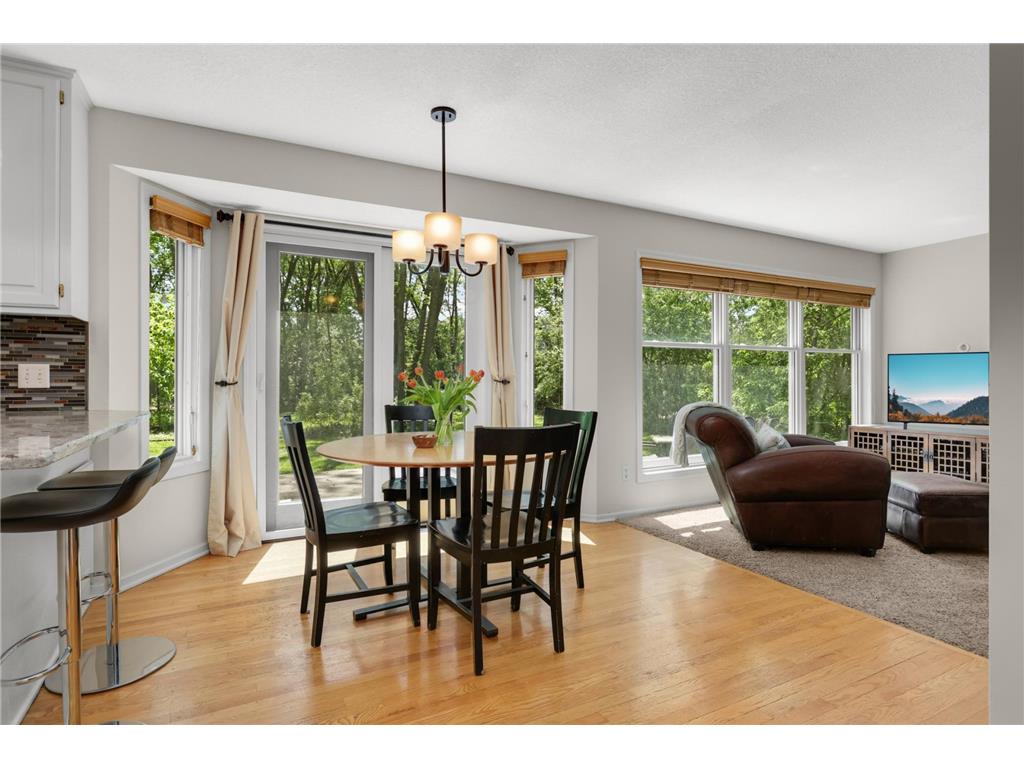 26165 Oak Leaf Trail Shorewood MN 55331 7047550 image3