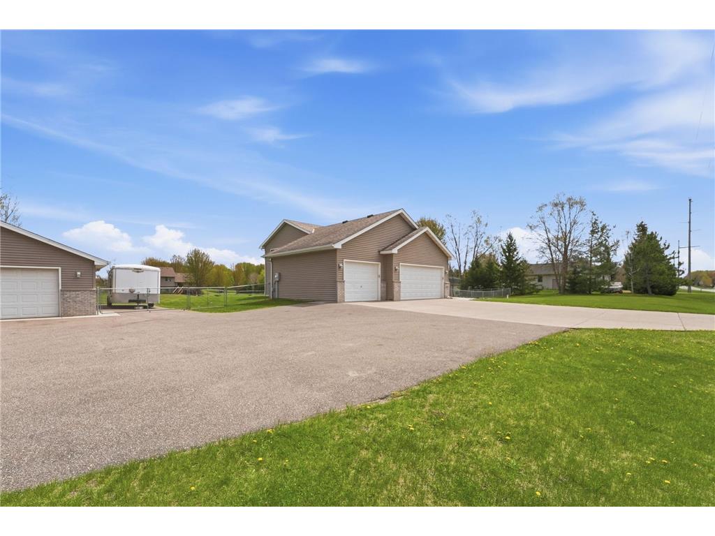 26173 Goodview Avenue Wyoming MN 55092 7066607 image37
