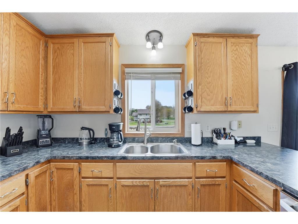 26173 Goodview Avenue Wyoming MN 55092 7066607 image8