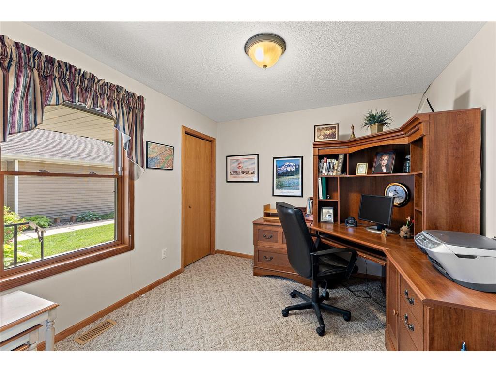 2618 Rosetown Court Roseville MN 55113 7085032 image18