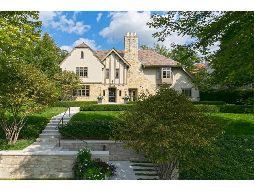 2619 E Lake of The Isles Parkway Minneapolis MN 55408 - Lake of the Isles 6365663 image1