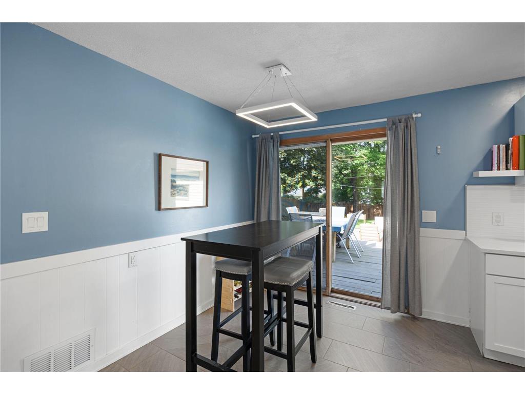 2619 Herschel Street Roseville MN 55113 7070309 image12