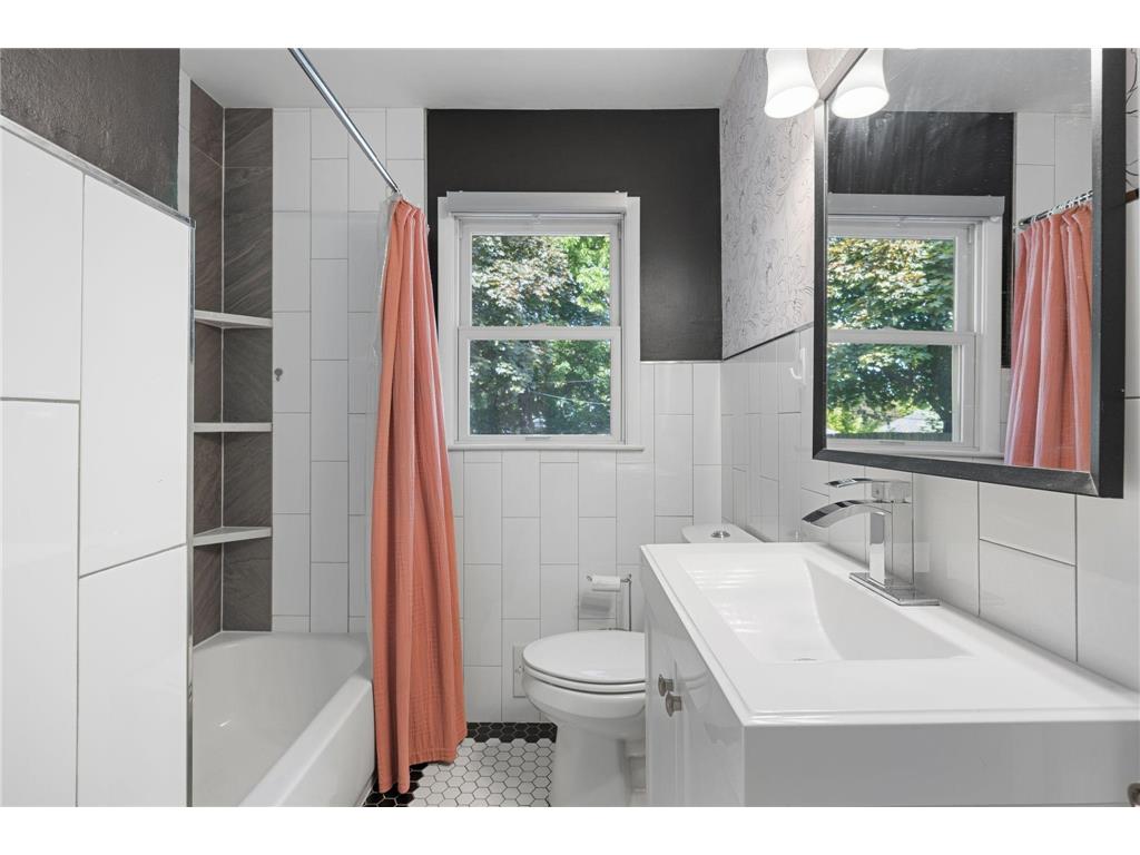2619 Herschel Street Roseville MN 55113 7070309 image21