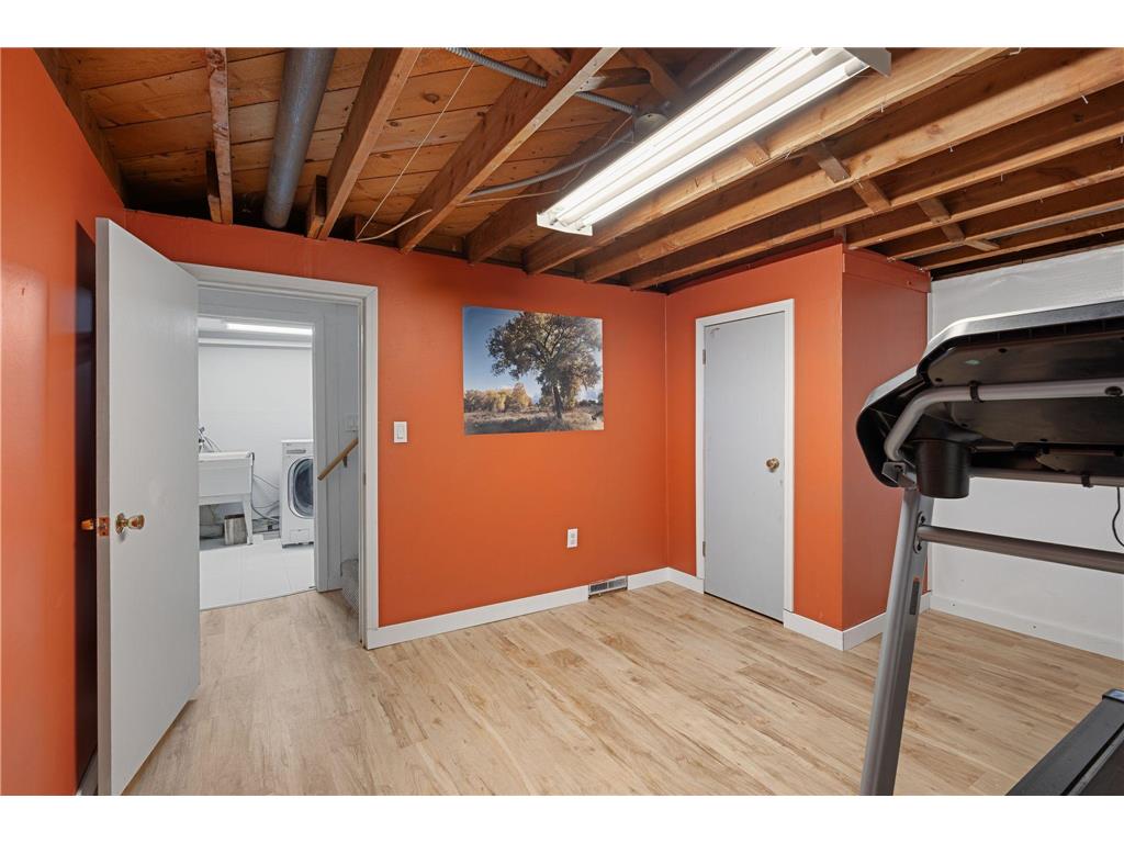 2619 Herschel Street Roseville MN 55113 7070309 image28