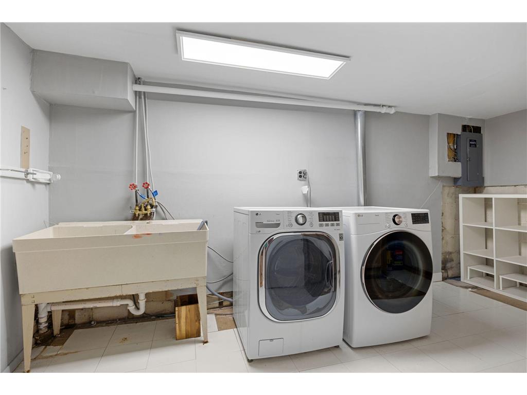 2619 Herschel Street Roseville MN 55113 7070309 image30