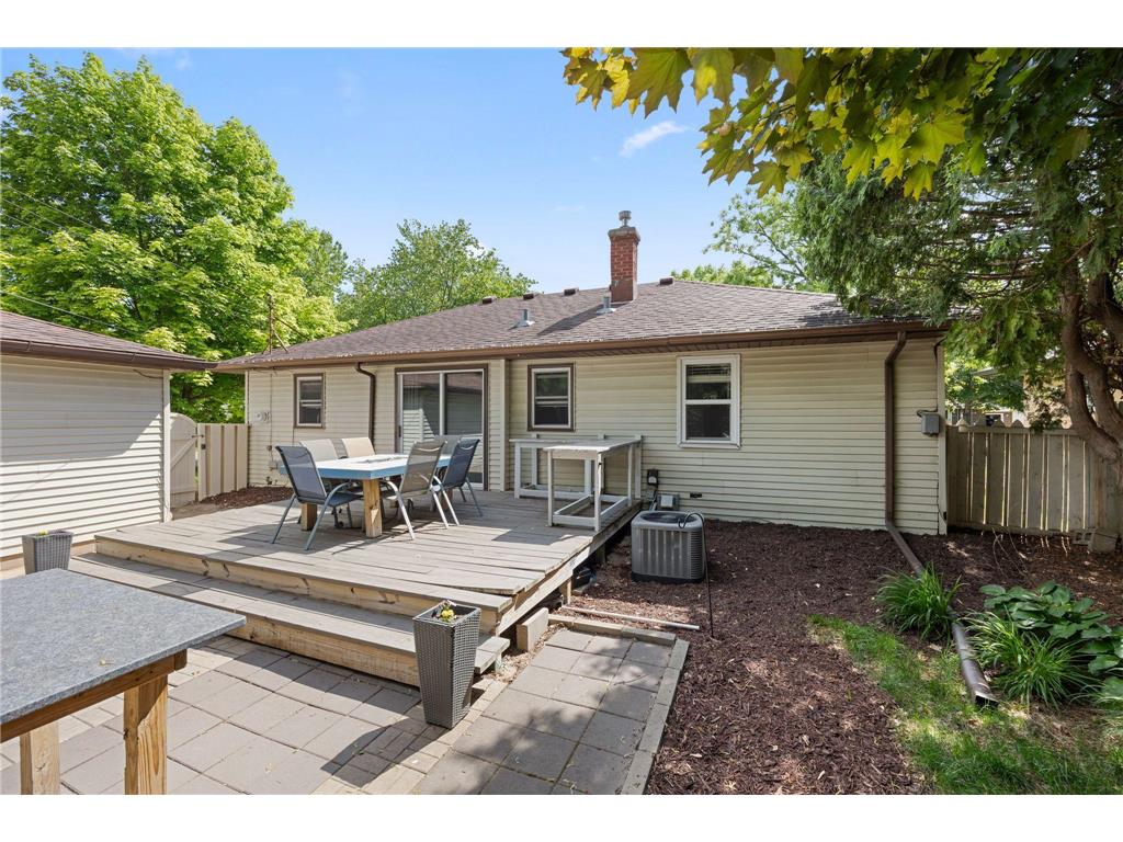 2619 Herschel Street Roseville MN 55113 7070309 image33