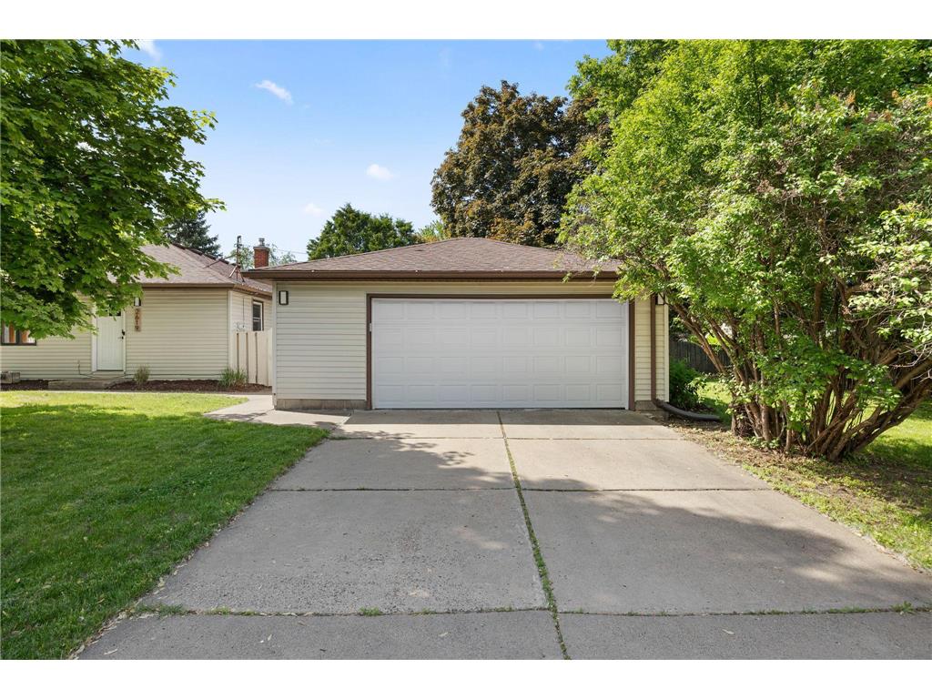 2619 Herschel Street Roseville MN 55113 7070309 image4