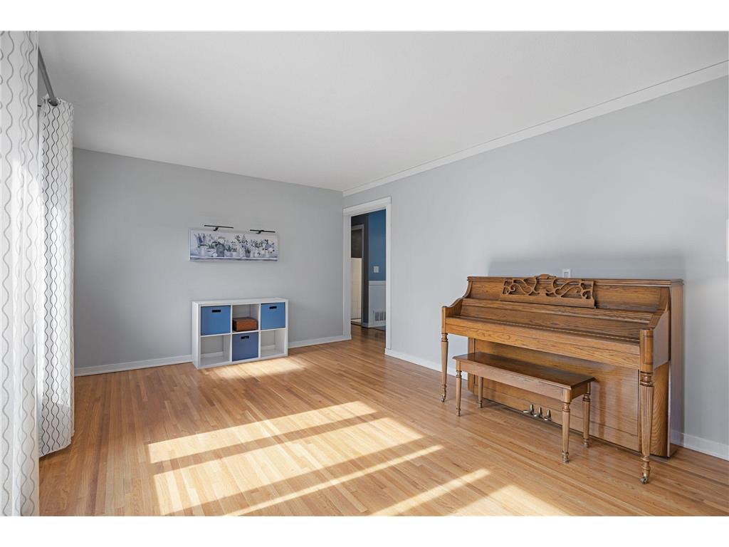 2619 Herschel Street Roseville MN 55113 7070309 image7