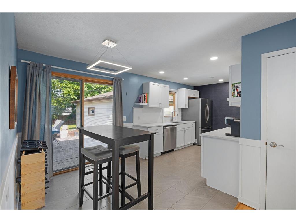 2619 Herschel Street Roseville MN 55113 7070309 image8