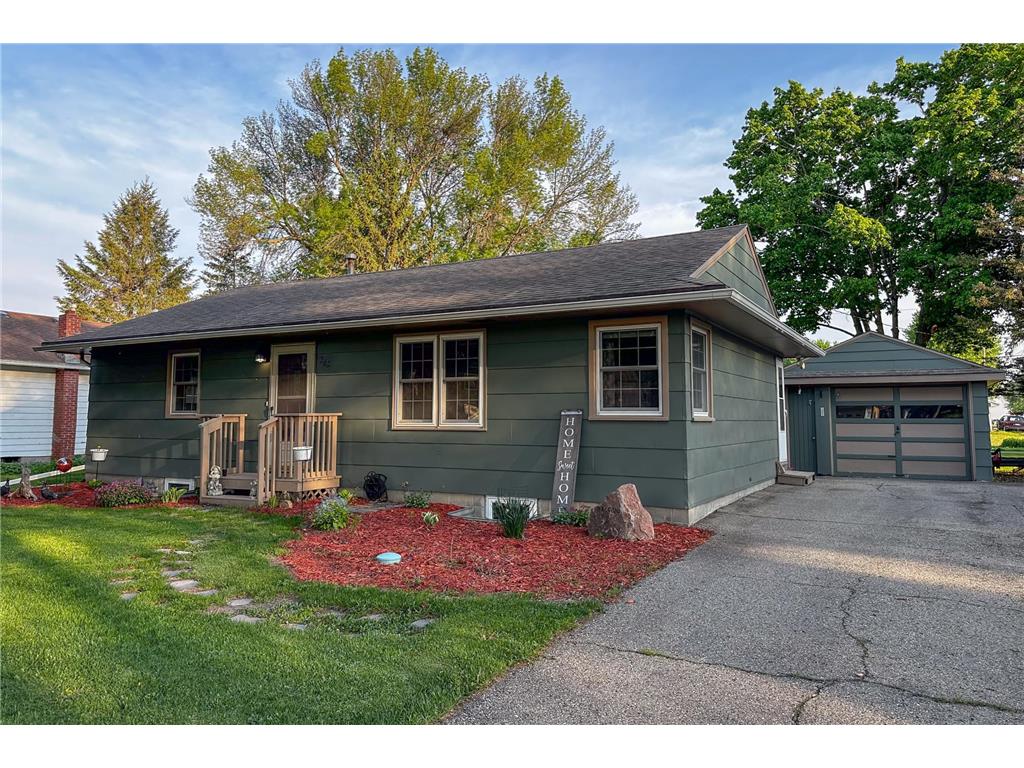 262 1st Avenue SW Winnebago MN 56098 6537721 image1