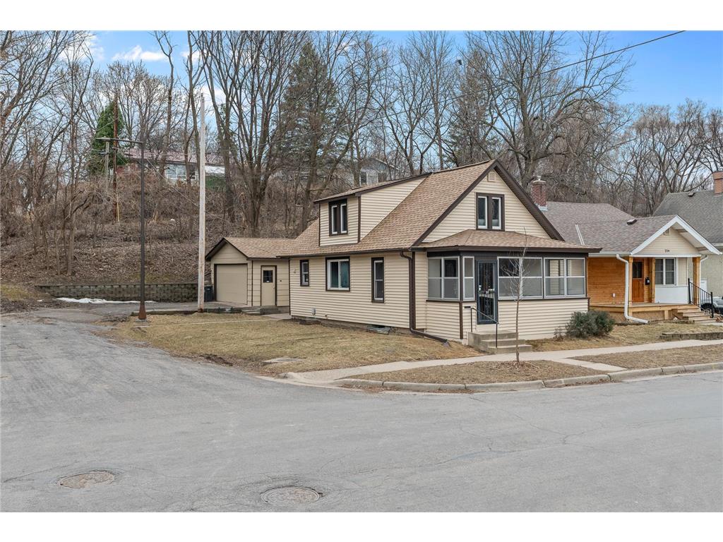 262 Curtice Street E Saint Paul MN 55107 6684312 image1