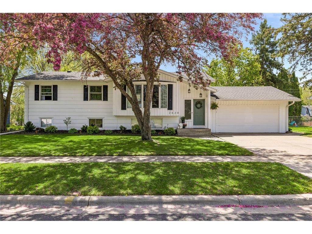 2620 Cedar Avenue White Bear Lake MN 55110 7087987 image1