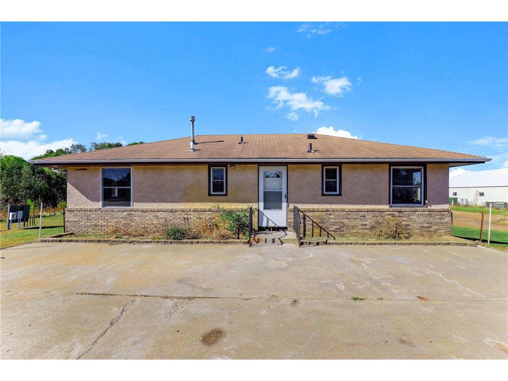 26200 Highway 47 NW Isanti MN 55040 6811616 image1