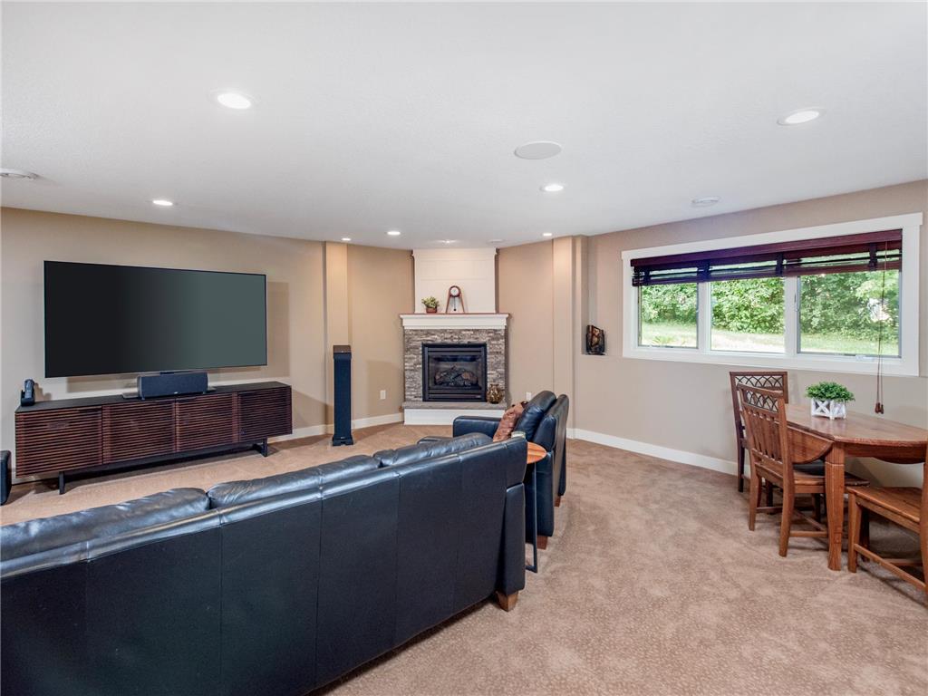 2621 Cardinal Court North Saint Paul MN 55109 7112718 image20