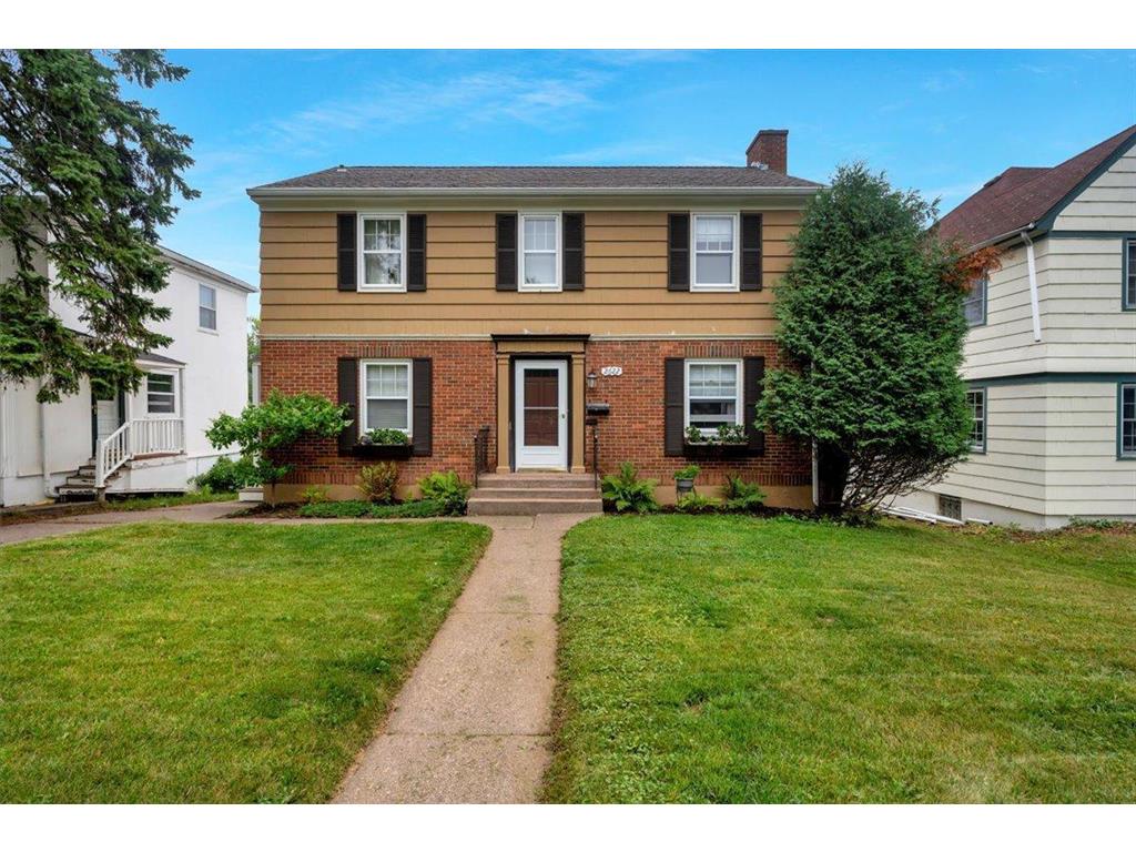 2622 E 6th Street Duluth MN 55812 6423130 image1