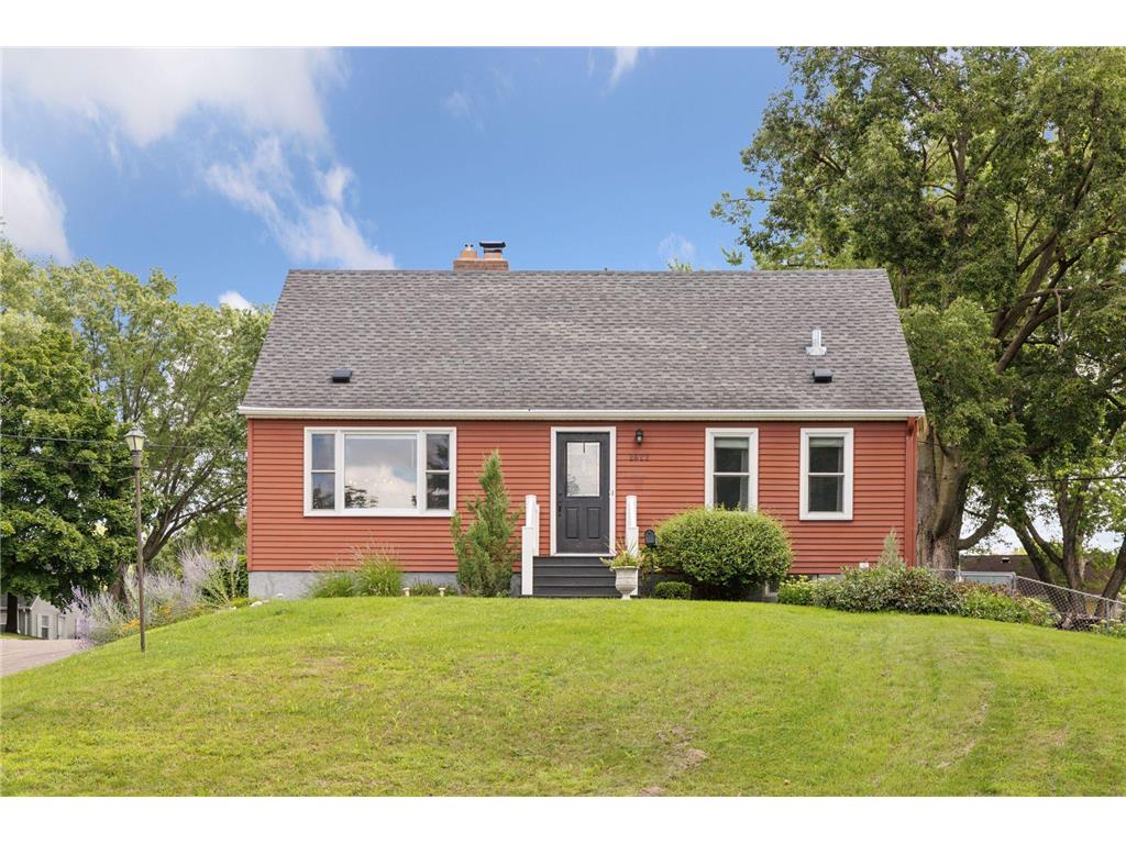 2622 Parkview Boulevard Robbinsdale MN 55422 6776079 image1