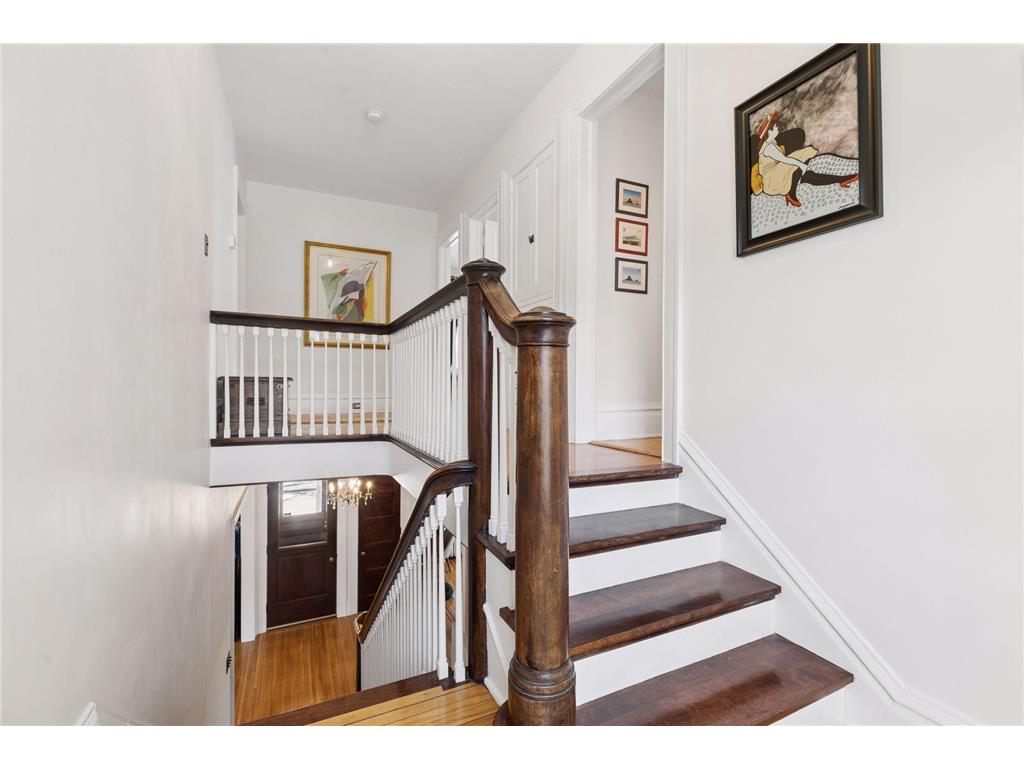2623 Irving Avenue S Minneapolis MN 55408 7038132 image30