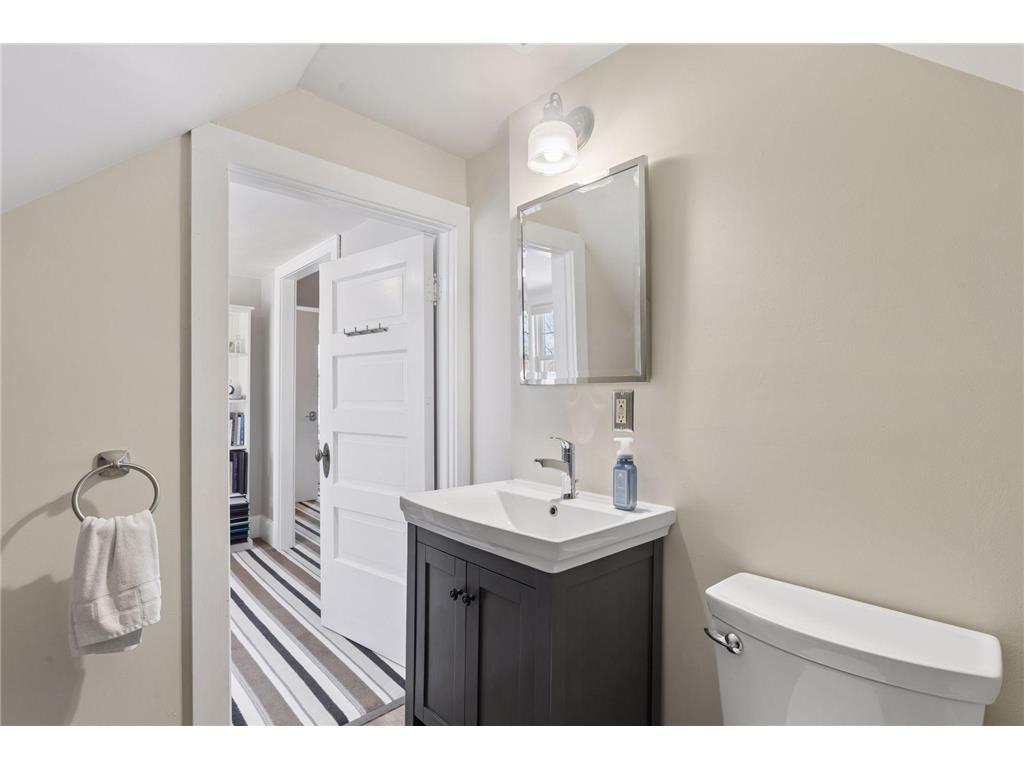 2623 Irving Avenue S Minneapolis MN 55408 7038132 image57
