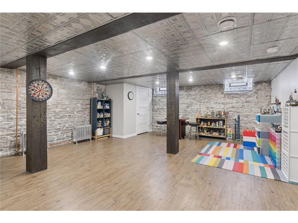 2623 Irving Avenue S Minneapolis MN 55408 7038132 image60