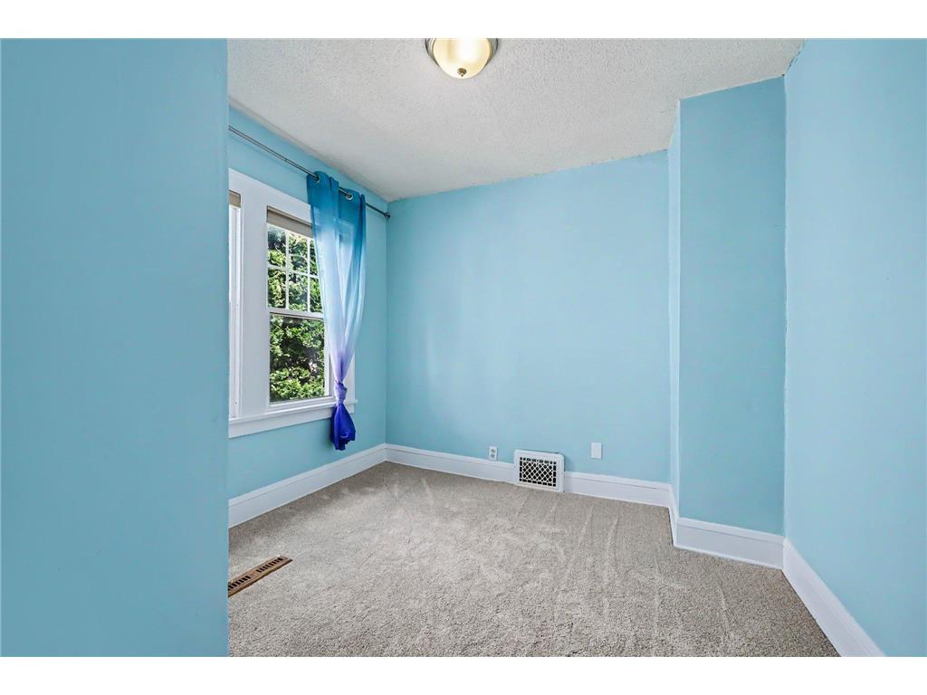 2623 Mckinley Street NE Minneapolis MN 55418 7100788 image20