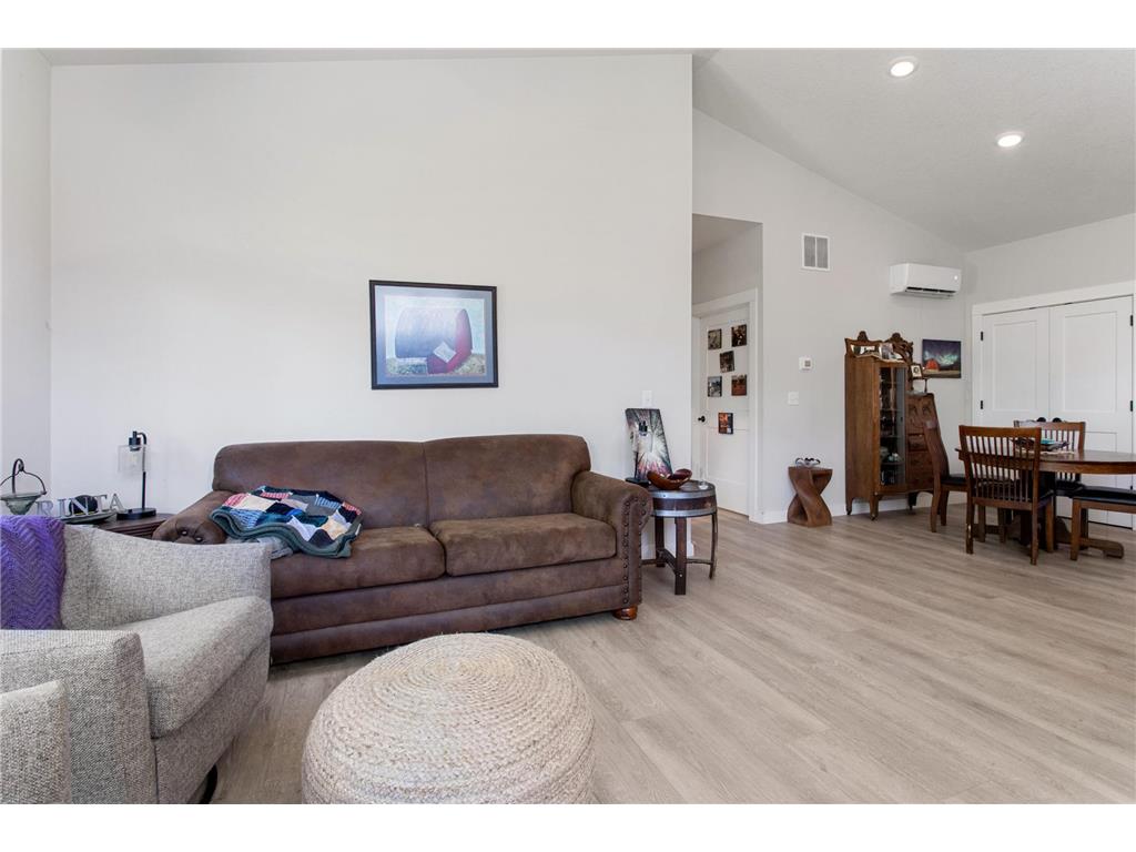 26236 2nd Street W Zimmerman MN 55398 7092882 image4