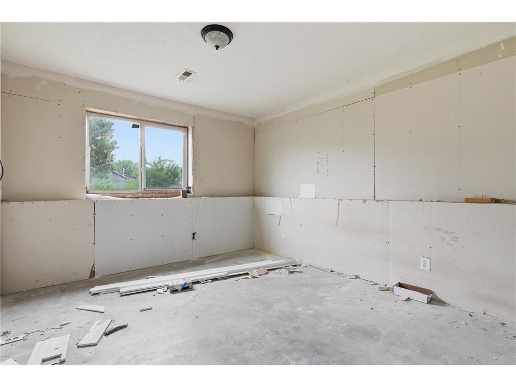 26238 23rd Street W Zimmerman MN 55398 7053966 image12