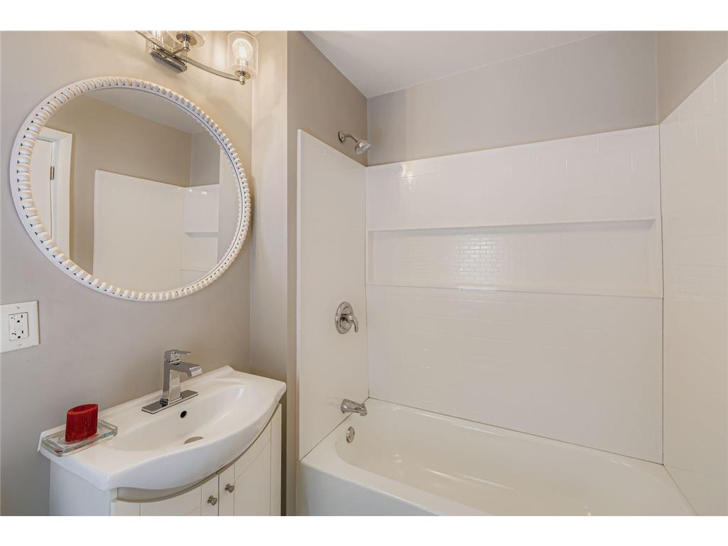 2624 35th Avenue S Minneapolis MN 55406 6826508 image13