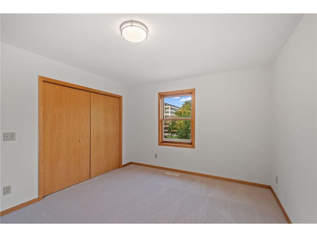 2624 Portland Avenue Minneapolis MN 55407 7001098 image18