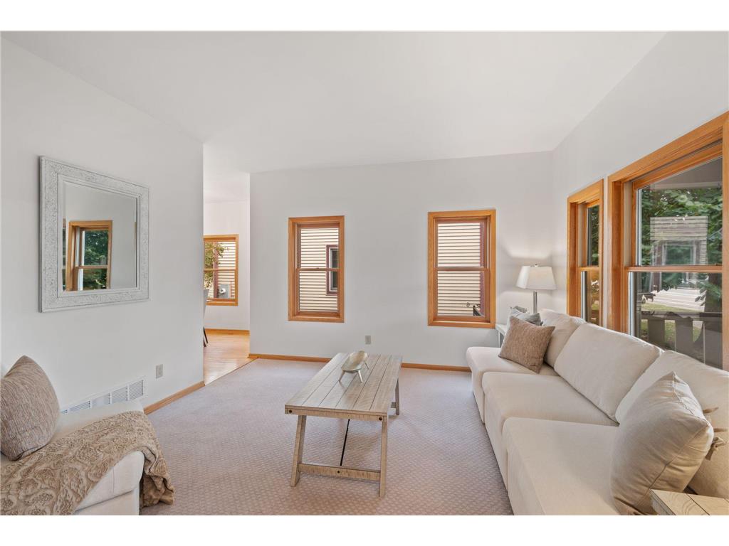 2624 Portland Avenue Minneapolis MN 55407 7016956 image1