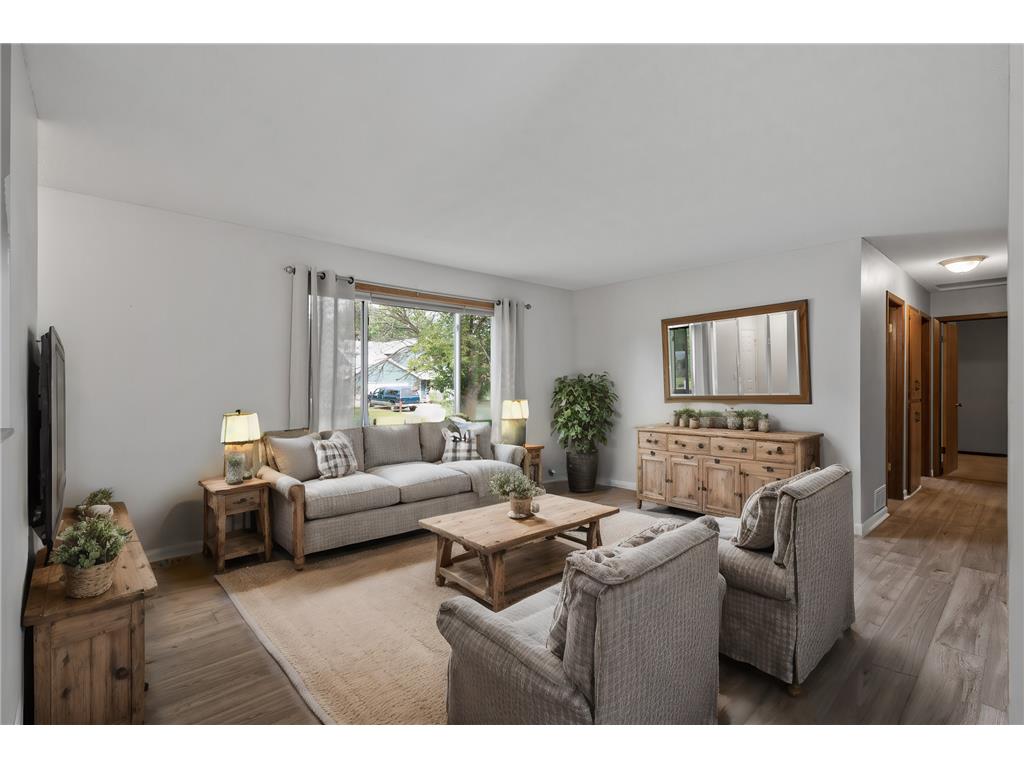 26243 9th Street W Zimmerman MN 55398 6587155 image1