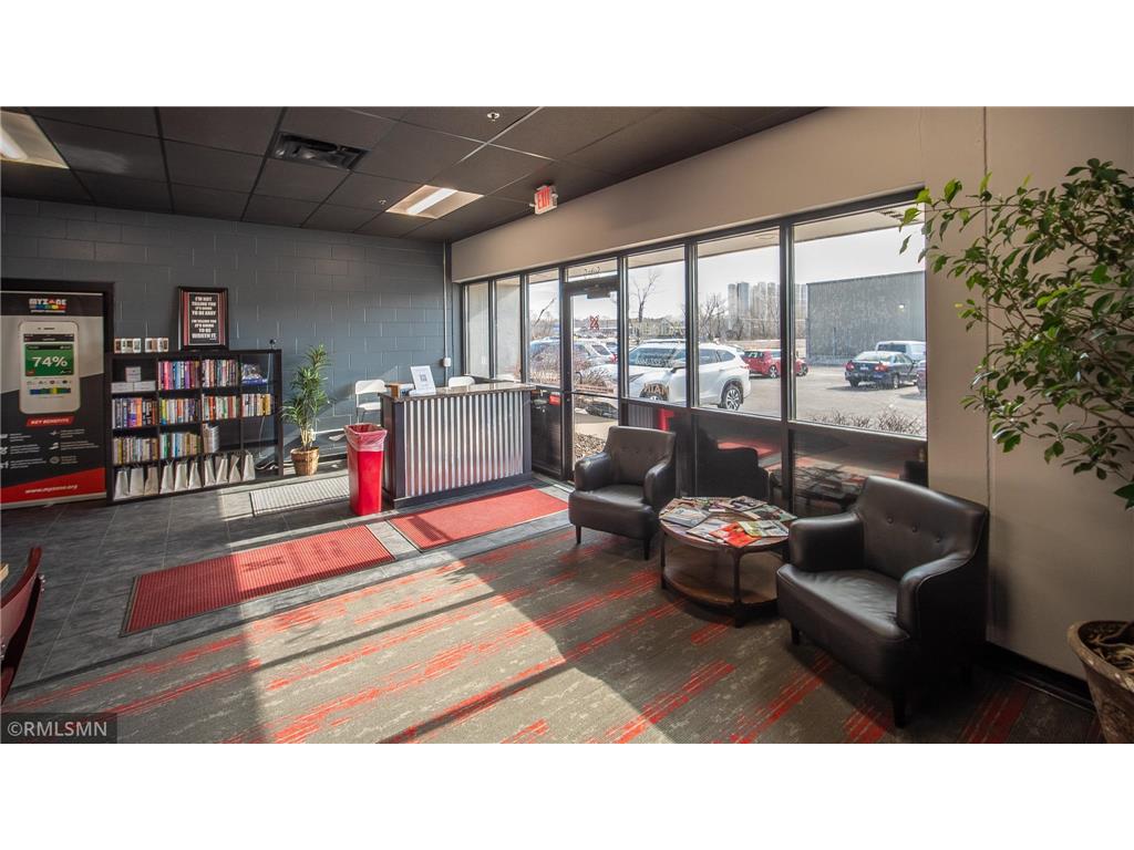 2625 Highway 14 W Rochester MN 55901 7055012 image4