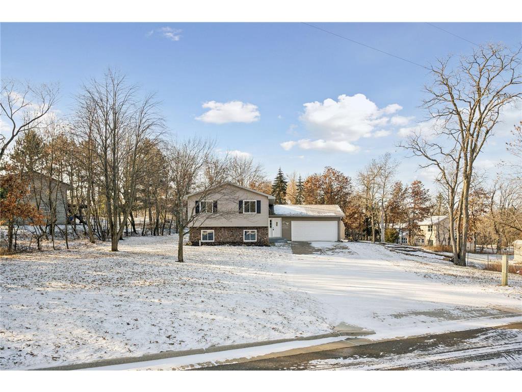 2625 Maple Drive S Cambridge MN 55008 6639998 image1