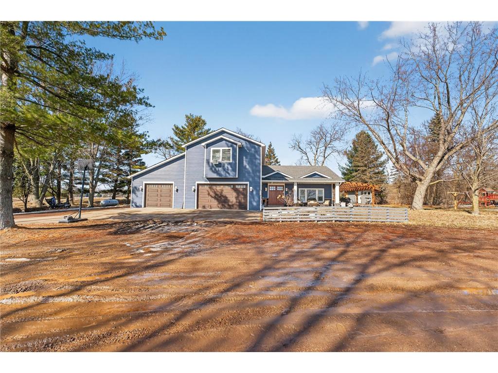 26255 Saint Croix Pine City MN 55063 7037779 image1