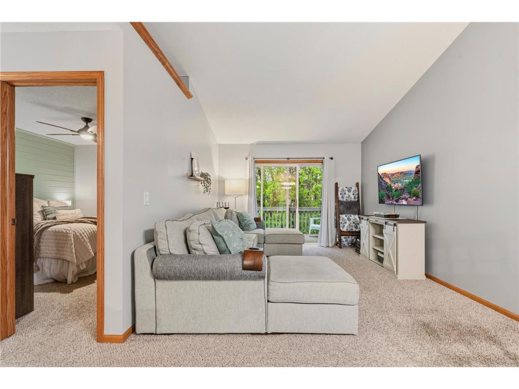 26256 2nd Street W Zimmerman MN 55398 7075288 image11