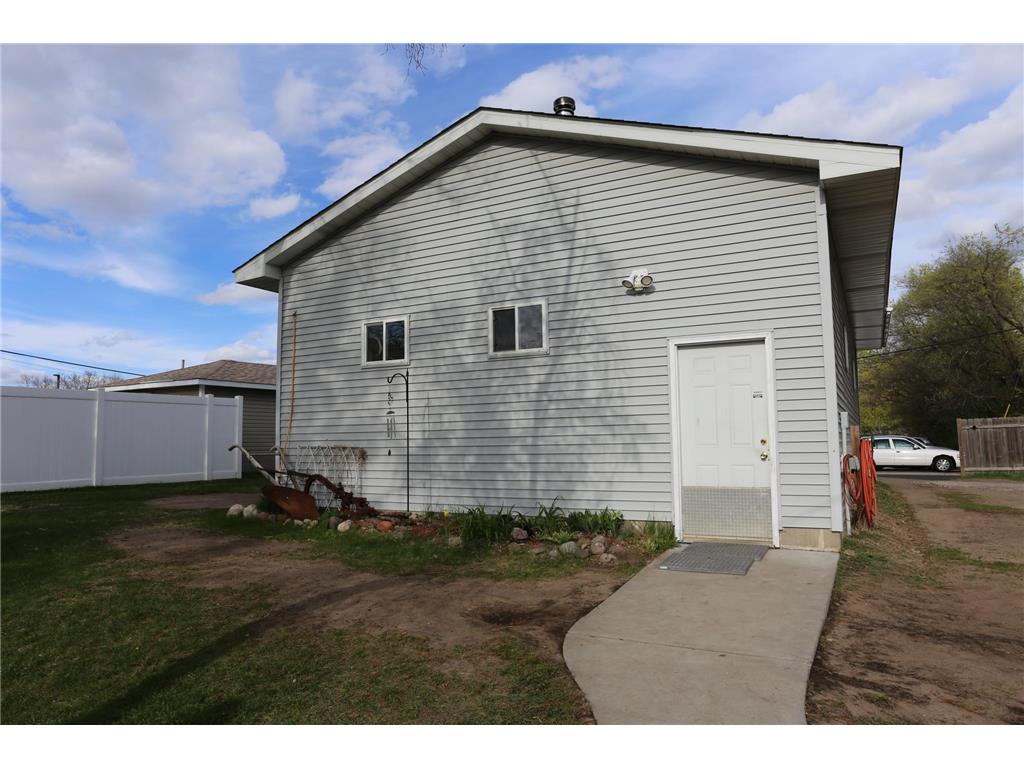 2626 Wingfield Avenue Anoka MN 55303 7068879 image1