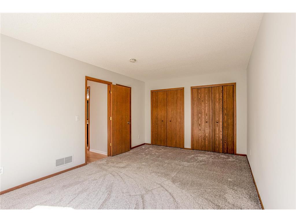 2627 Brookdale Lane Brooklyn Park MN 55444 7029999 image12