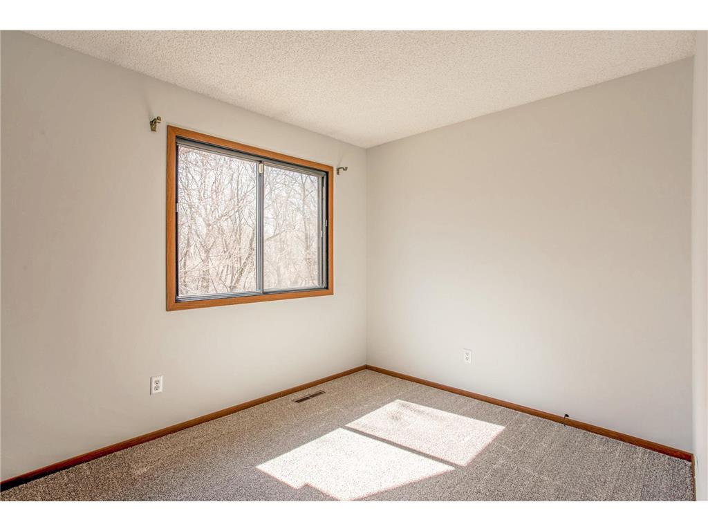 2627 Brookdale Lane Brooklyn Park MN 55444 7029999 image15