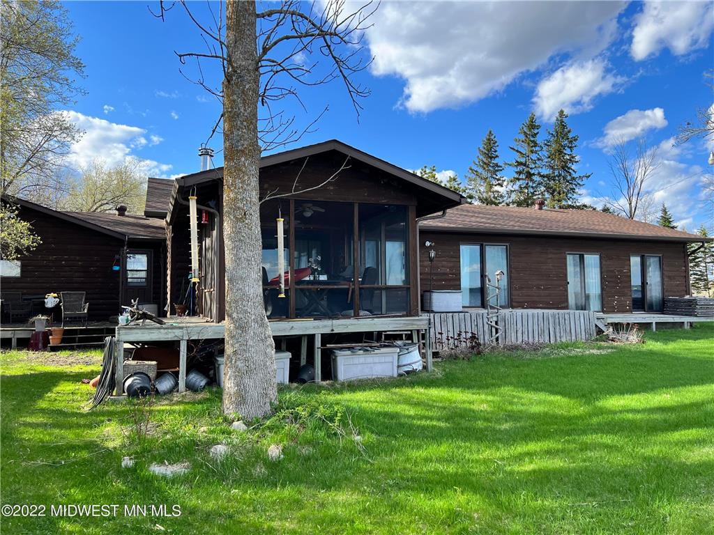 26295 Co Hwy 37 Detroit Lakes MN 56501 - Shell 6211525 image1