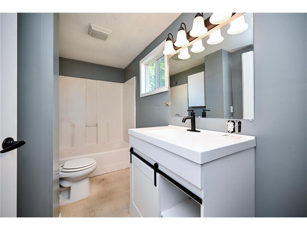 263 Franklin Street Winona MN 55987 7023513 image8